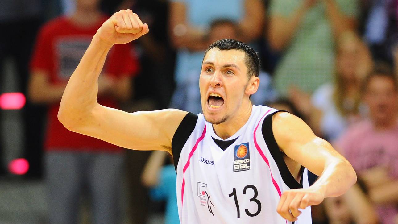 ALBA verpflichtet zwei US-Forwards