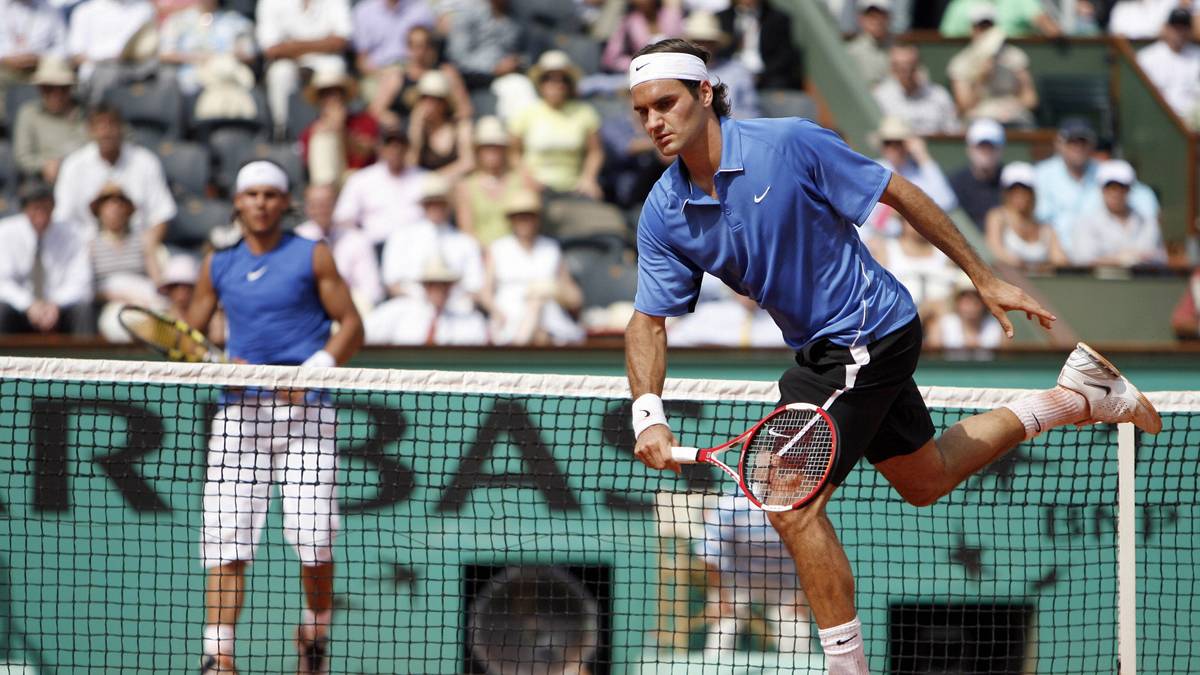 2006 wird Nadal nach Federers hervorragendem Start ins Jahr (Sieg bei den Australian Open und den Masters-Turnieren von Indian Wells und Miami) zu seinem Schreckgespenst. Bei fünf Turnieren muss er sich dem Spanier im Finale geschlagen geben. Auch bei den French Open triumphiert Nadal