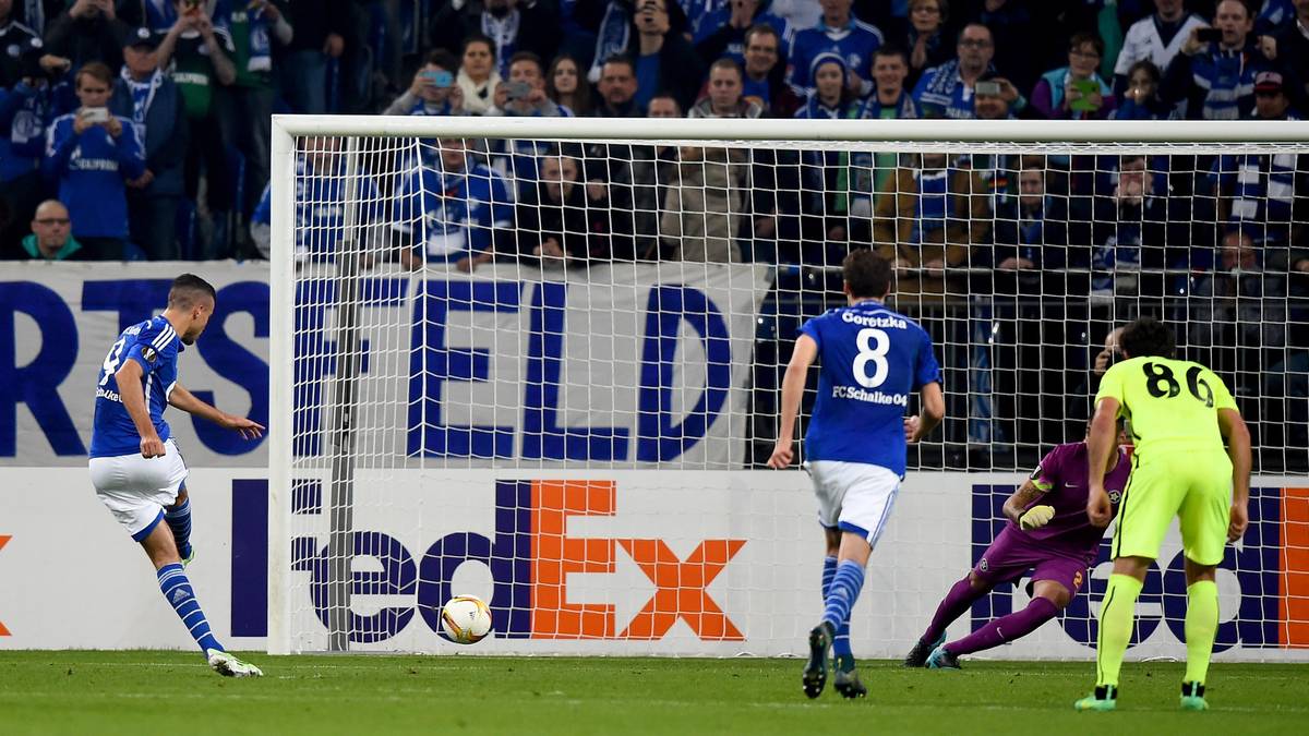 Doch das ist noch nicht alles! Per Handelfmeter macht Di Santo einen lupenreinen Hattrick perfekt