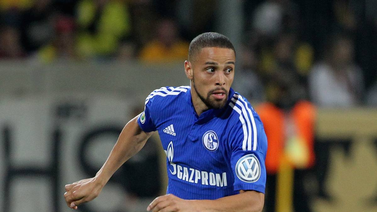 FC SCHALKE 04: Kürzlich erst wurde Sidney Sam bei den Königsblauen begnadigt. Verlässt er den Klub jetzt trotzdem noch? Eintracht Frankfurt denkt laut Frankfurter Rundschau erneut über einer Verpflichtung des Mittelfeldspielers nach