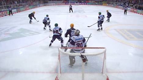 Die Eisbären Berlin erleben den nächsten Rückschlag in der PENNY DEL. Gegen die Penguins Bremerhaven gerät der Meister unter die Räder.