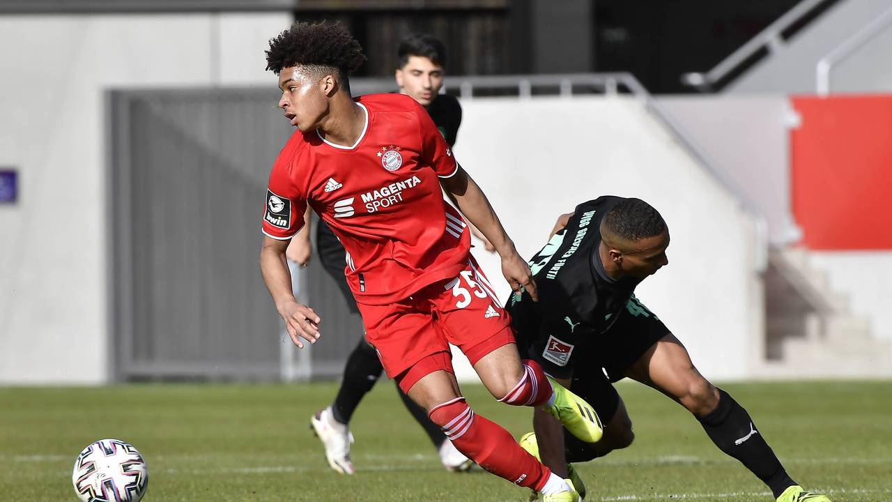 Newsflash: FC Bayern will Mega-Talent Justin Che kaufen