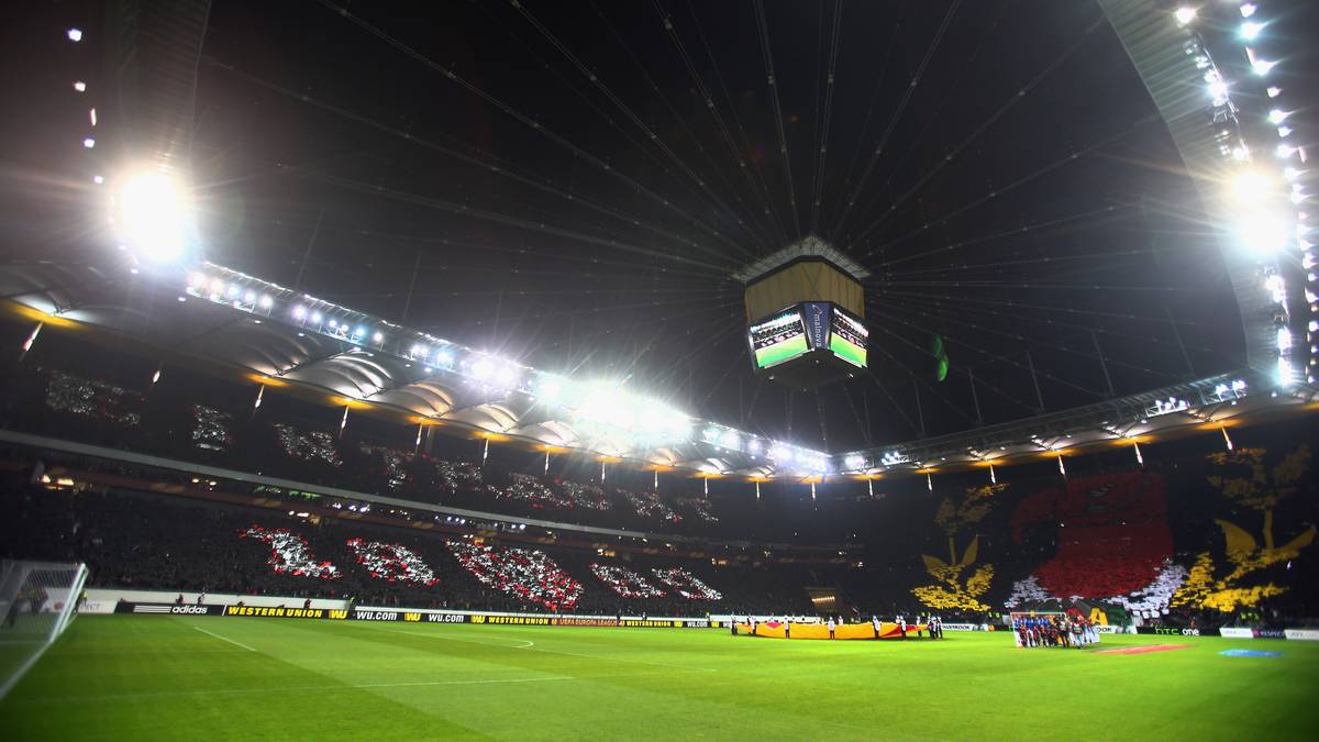 Im Spiel gegen den FC Porto blieb der Adler jedoch nicht das einzige Schmankerl. Das gesamte Stadion war mal wieder Teil einer atemberaubenden Choreographie