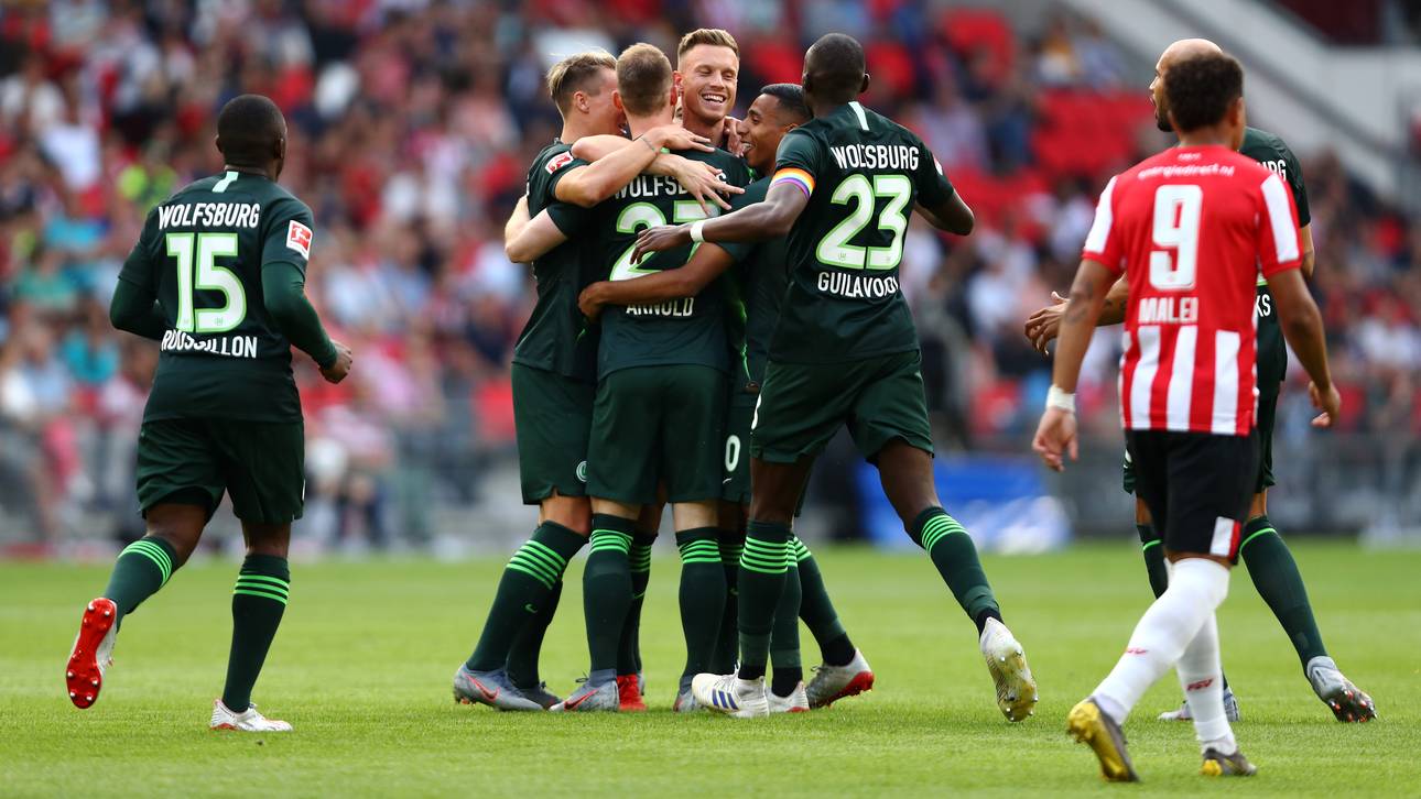 Wölfe schlagen van Bommels PSV