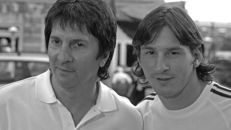 Lionel Messi trauert um seinen Vater Jorge. Der Argentinier, der seinen Sohn über viele Jahre auch als Berater und Manager begleitete, ist in Rosario verstorben.