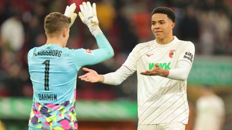 Weiter in Augsburg: Noahkai Banks (r.)