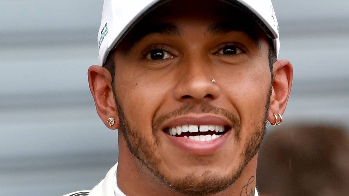 Er hat es geschafft: Lewis Hamilton sichert sich durch die schnellste Zeit beim Monza-Qualifying den Rekord der meisten Pole Positions in der Formel-1-Historie. Er verweist eine Legende auf Platz zwei. Hier ist die Top 10