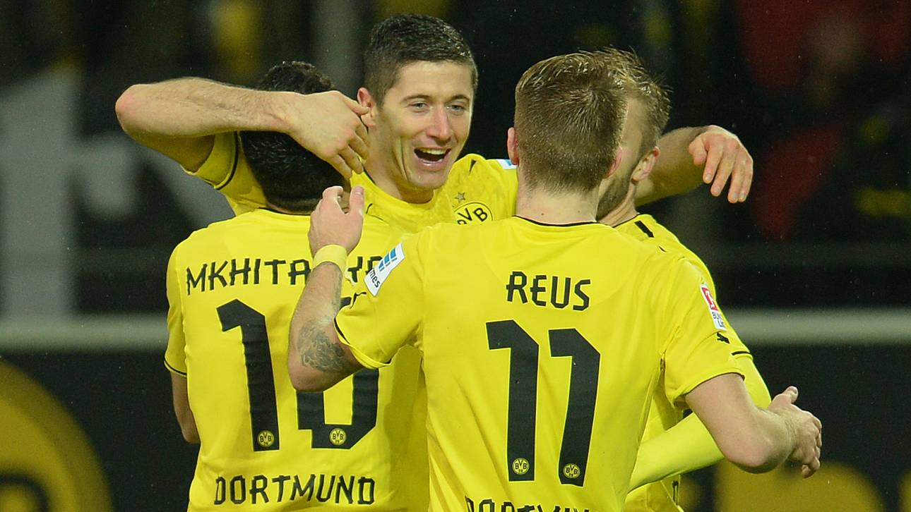 Robert Lewandowski schnürte in seiner letzten BVB-Saison unter anderem einen Dreierpack gegen Stuttgart