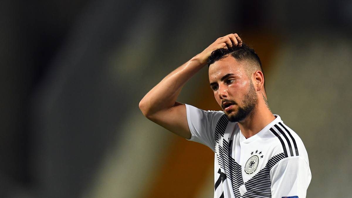 MARCO RICHTER (ab 73.): Kam nach dem 0:2 für Öztunali und sollte in der Schlussphase noch mal für frischen Wind sorgen. Das gelang ihm nicht mehr so richtig. SPORT1-Note: 4