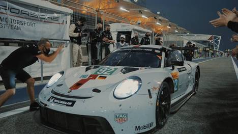 Ein irres skurriles Finale in der WEC, sorgt für Ärger bei Porsche. Und: Alles zum letzten Rennen des ADAC GT Masters.