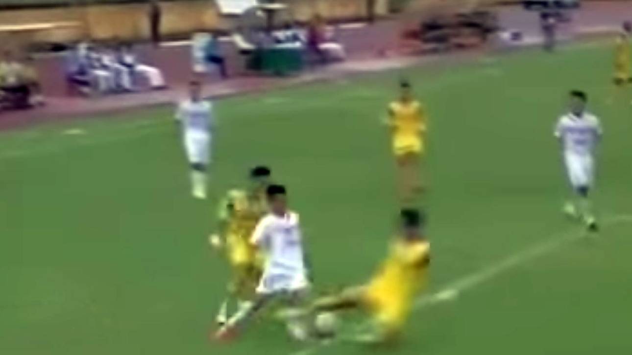 Kung-Fu-Foul: Sechs Monate Sperre