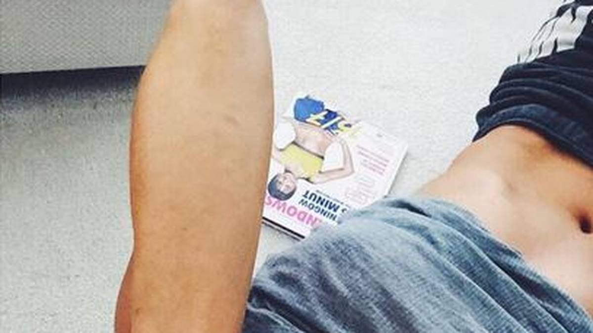 Ja, die schön lackierten Fingernägel von Anna Lewandowska, Gattin von FCB-Torjäger Robert Lewandowski,  fallen auf. 