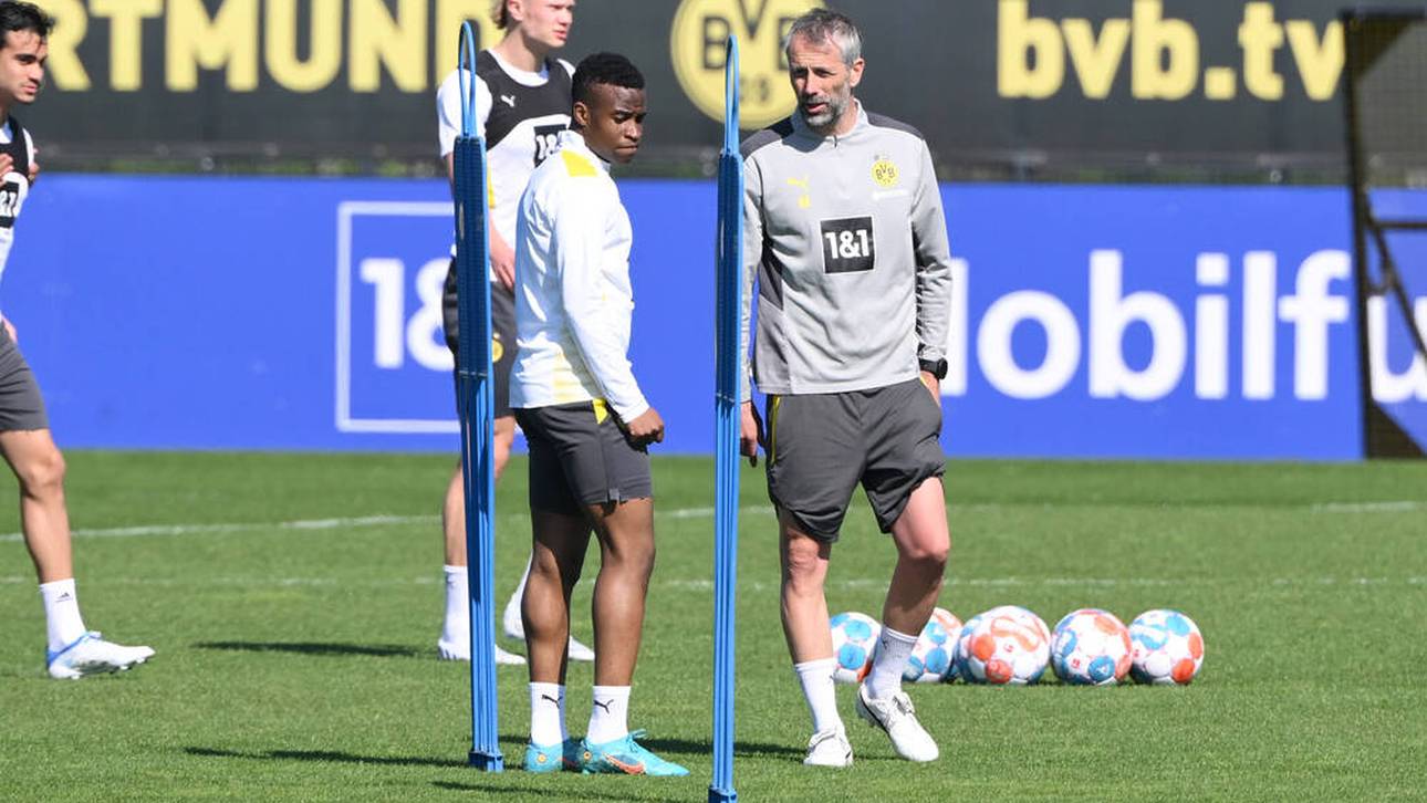 Wegen Moukoko: Rose wird deutlich