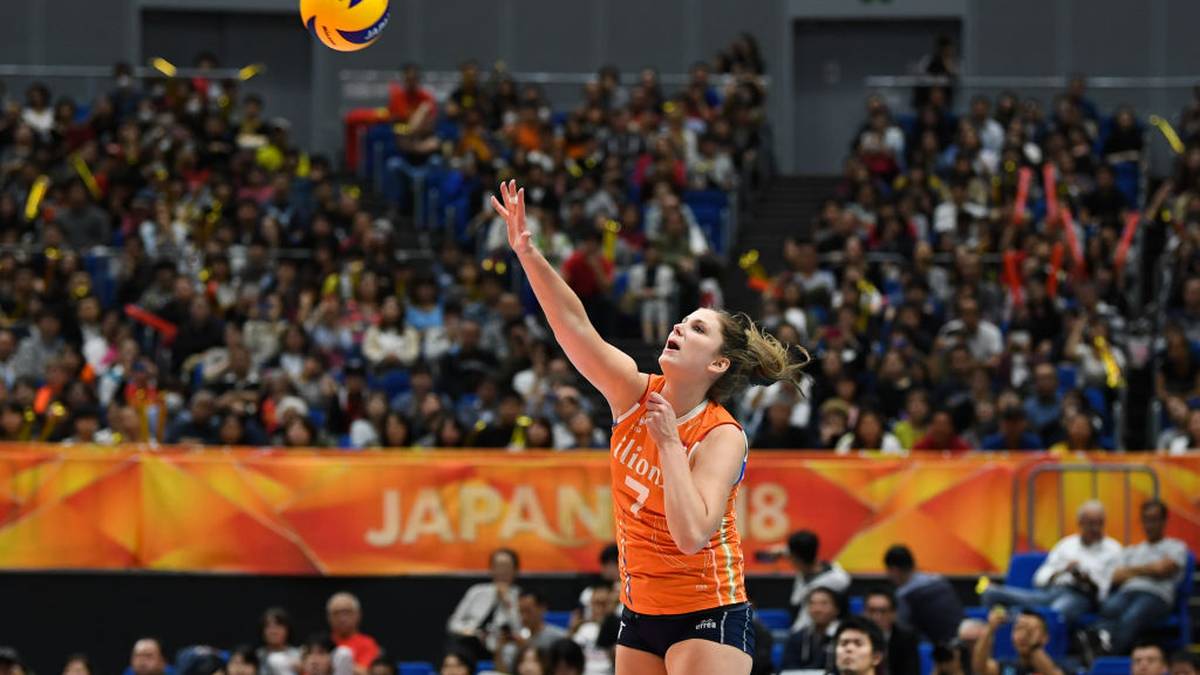 JULIET LOHUIS (Allianz MTV Stuttgart): Juliet Lohuis ist mit 23 Jahren noch jung, doch bereits ein fester Bestandteil der niederländischen Nationalmannschaft. Nach zwei Jahren in Münster schlägt sie nun für den amtierenden Meister auf