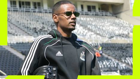 In England ist Stürmer Alexander Isak ein heiß-diskutierter Name, der FC Liverpool gilt als Favorit auf einen Transfer. Nun bringt sich ein weiterer Klub in Position. 
