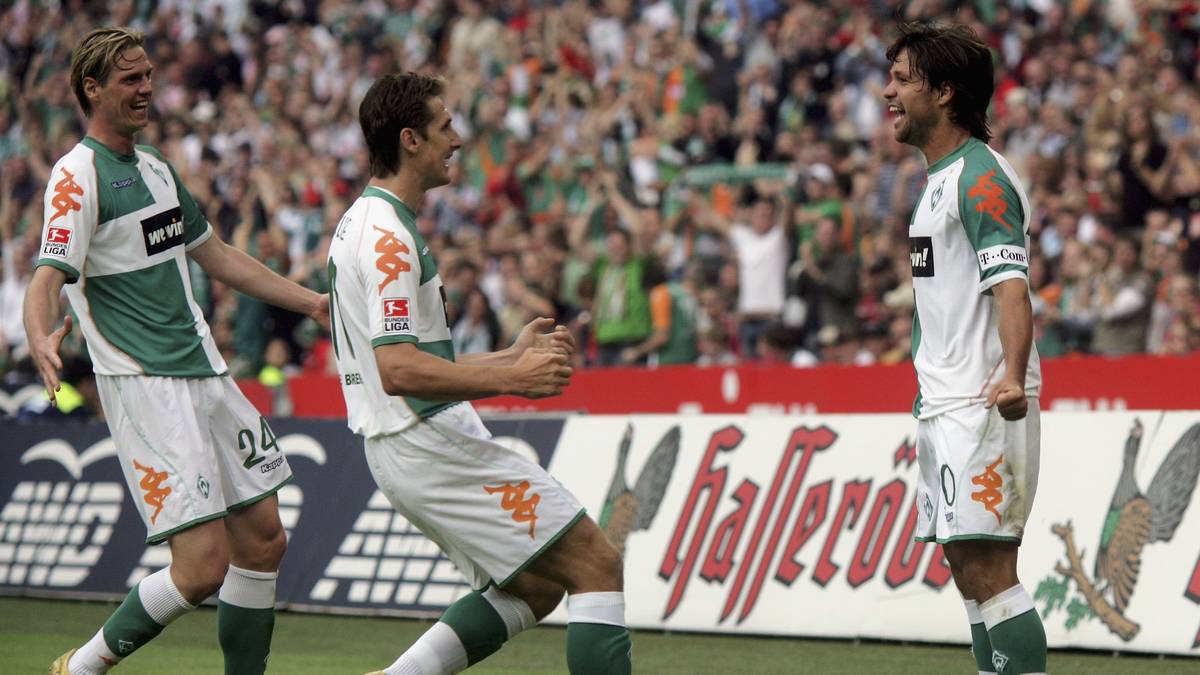 SV WERDER BREMEN (hier Miroslav Klose, M.): 56 Jahre - seit 1981/82