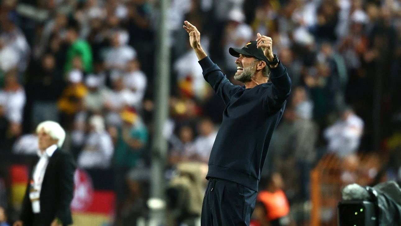 Klopp plant mit deutlich kleinerem Kader