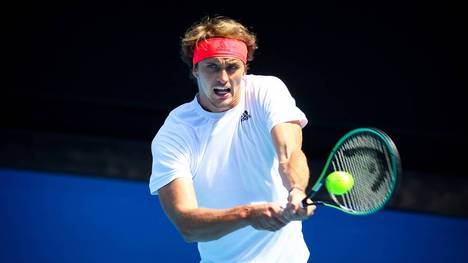 Der Olympiasieger und aktuelle Tennis-Weltmeister Alexander Zverev trifft in der ersten Runde der Australian Open auf seinen deutschen Kollege Daniel Altmaier. 