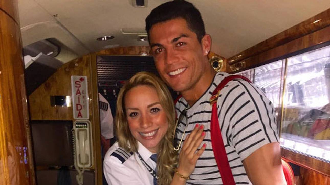 Ronaldo dated Barcelona-Fan