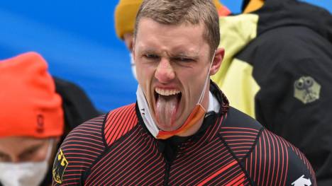 Das deutsche Olympia-Team holt einen goldenen Schattenmann ins Rampenlicht: Bobanschieber Thorsten Margis wird die deutsche Fahne bei der Schlussfeier tragen.
