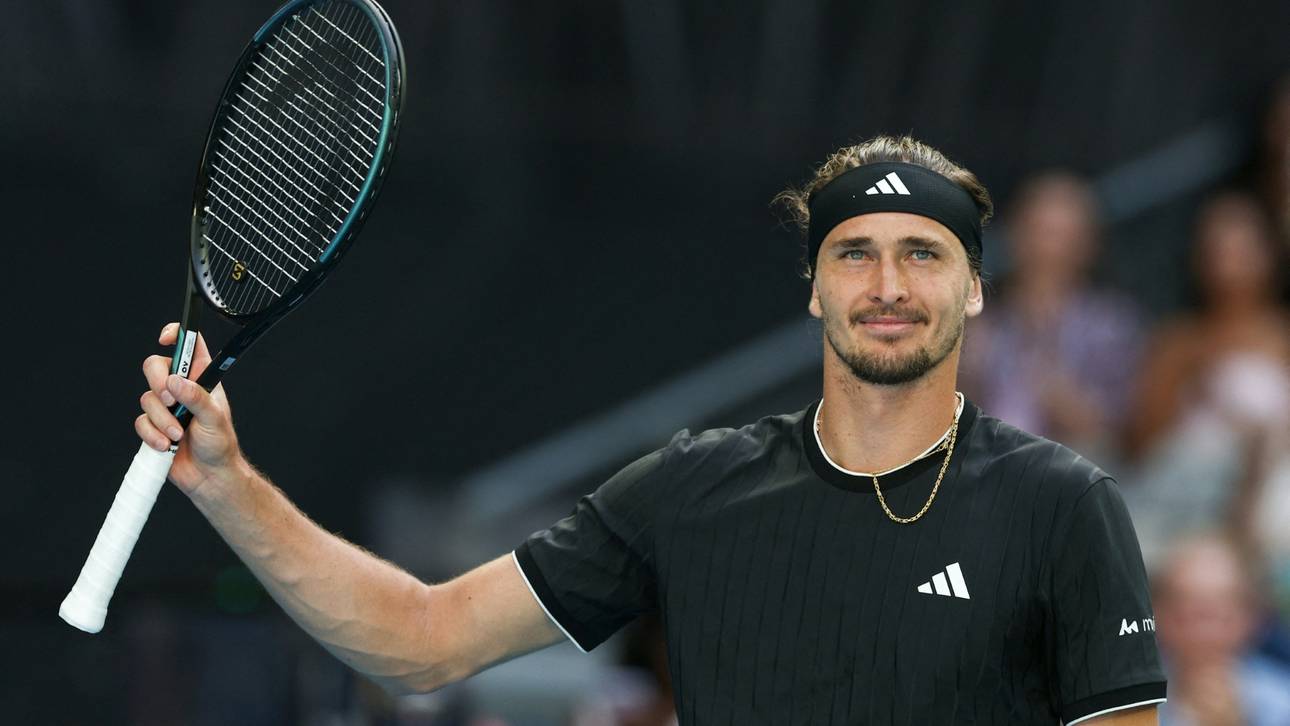 Zverev gewinnt bei Comeback
