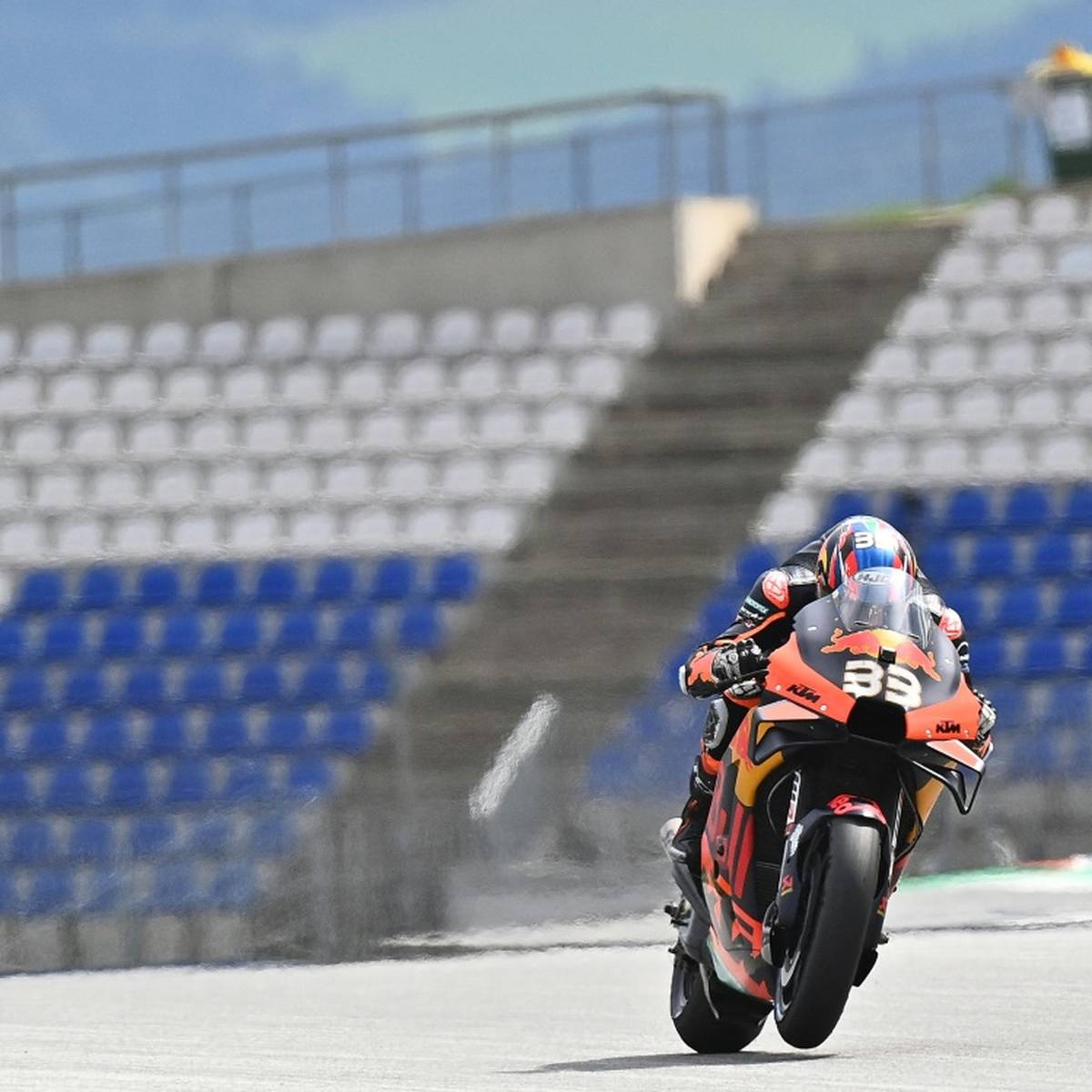 Motorrad Wm Volle Tribunen Bei Den Rennen In Spielberg