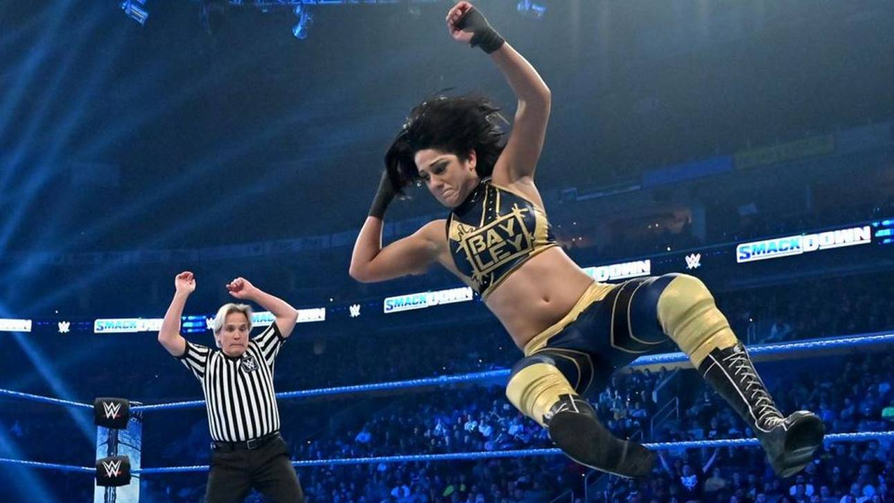 WWE: Bayley von Null auf Hundert