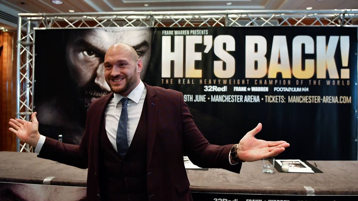 Der Albaner soll jedoch nur der Anfang sein auf seinem Weg zurück auf den Box-Thron. Langfristig will er die aktuellen Weltmeister vor die Fäuste bekommen - und schlagen. "Ich muss nicht bescheiden sein, ich bin der Beste aller Zeiten", kündigte er bereits an