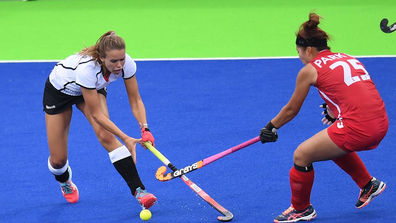 Auch Hockey-Frauen vorzeitig weiter