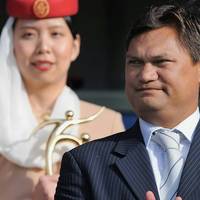 Der frühere tahitianische FIFA-Vizepräsident Reynald Temarii wurde wegen passiver Bestechung im Rahmen der Vergabe der WM 2022 an Katar angeklagt.