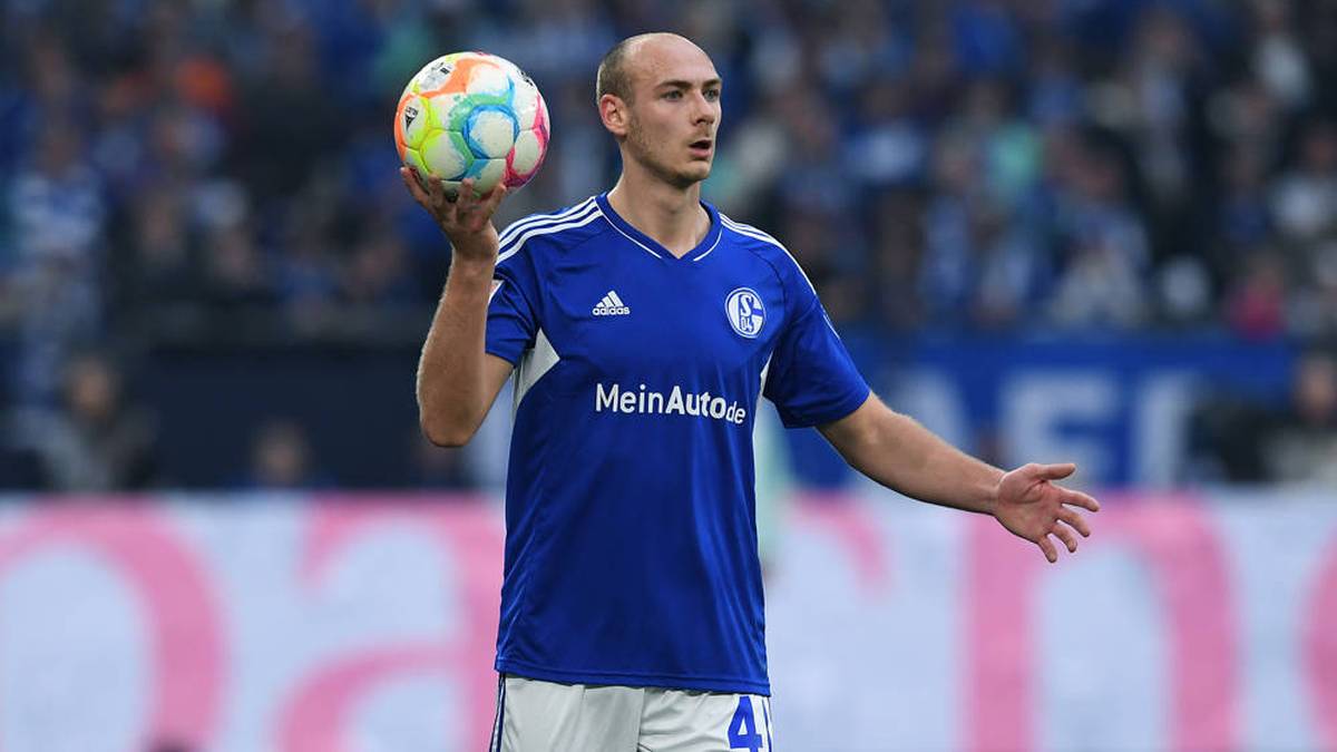 Henning Matriciani (Innenverteidiger, 14) ist 23 Jahre alt und spielt bei Schalke 04. Der Überraschungsmann der vergangenen Saison hat erst ein U21-Länderspiel auf dem Konto