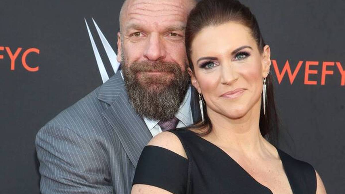 Stephanie McMahon (mit Ehemann "Triple H" Paul Levesque) war bei WWE bislang Chief Brand Officer