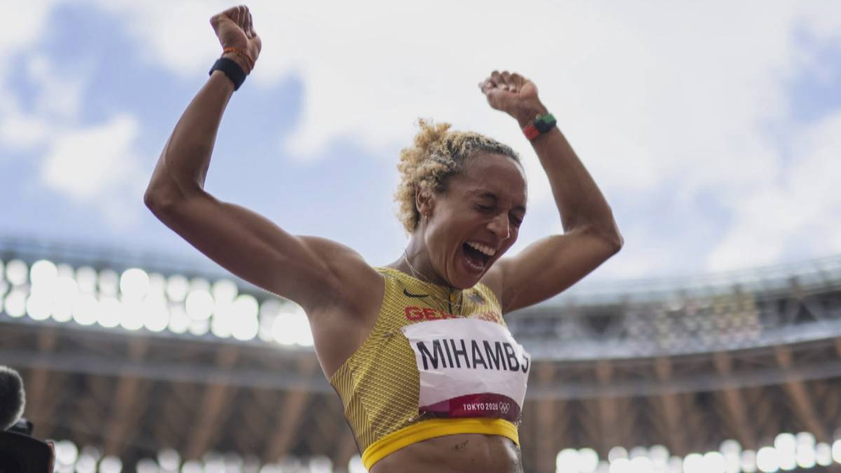 Mihambo holt Gold im Weitsprung. Erst im finalen Sprung zog sie an London-Olympiasiegerin Reese und der Nigerianerin Ese vorbei. 
