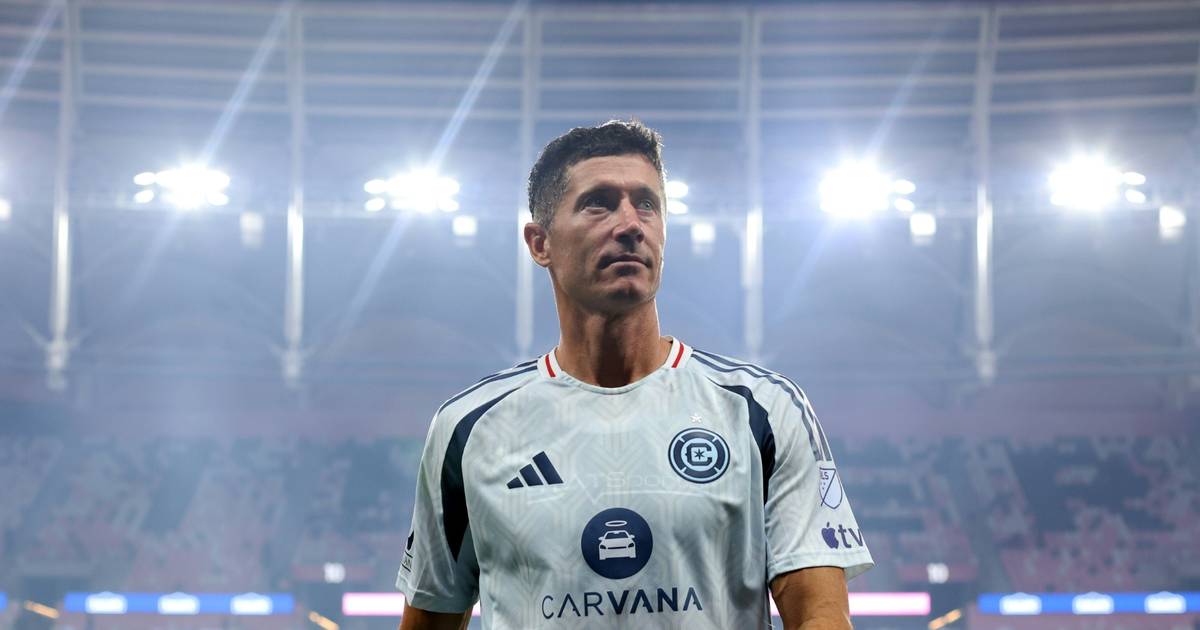 MLS: Bitter Lewandowski debut against Messi's club
