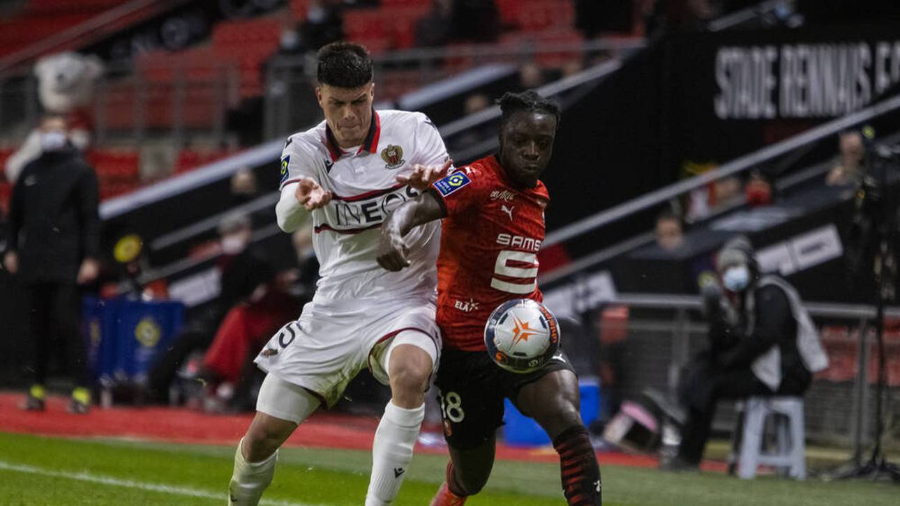 Flavius Daniliuc (l.) kommt meistens auf der Position des Innenverteidigers zum Einsatz