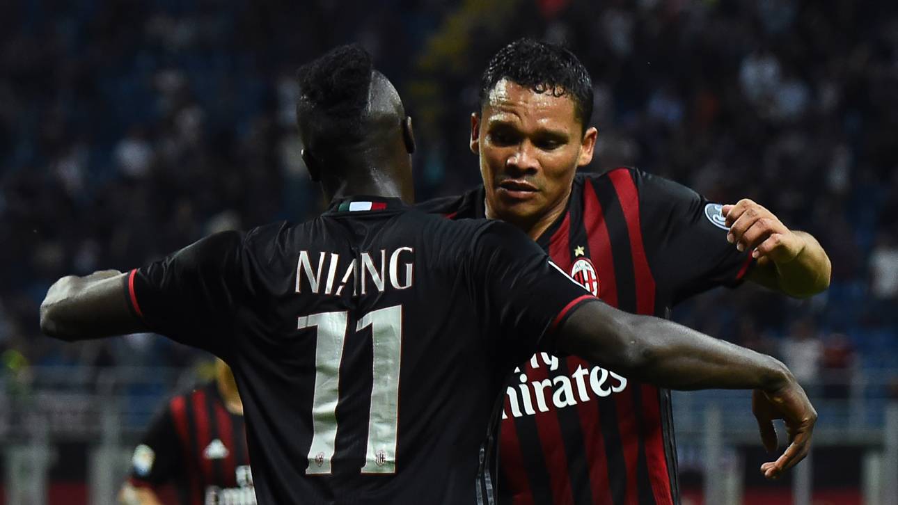 Milan rückt auf Platz drei vor