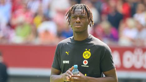 Jobe Bellingham nennt ihn ein "richtiges Biest". BVB-Neuzugang Joane Gadou kann es kaum erwarten, bei den Schwarz Gelben durchzustarten.
