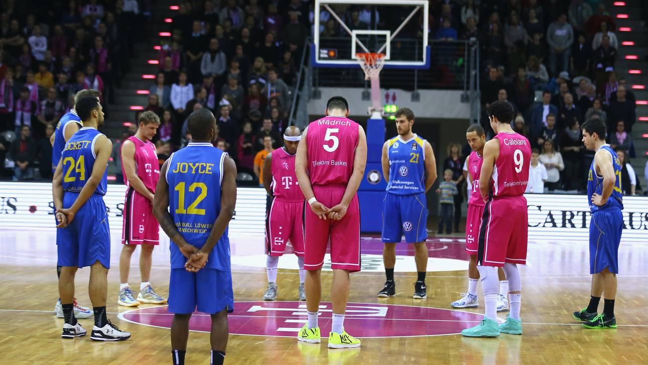 Beko BBL gedenkt Opfern von Paris