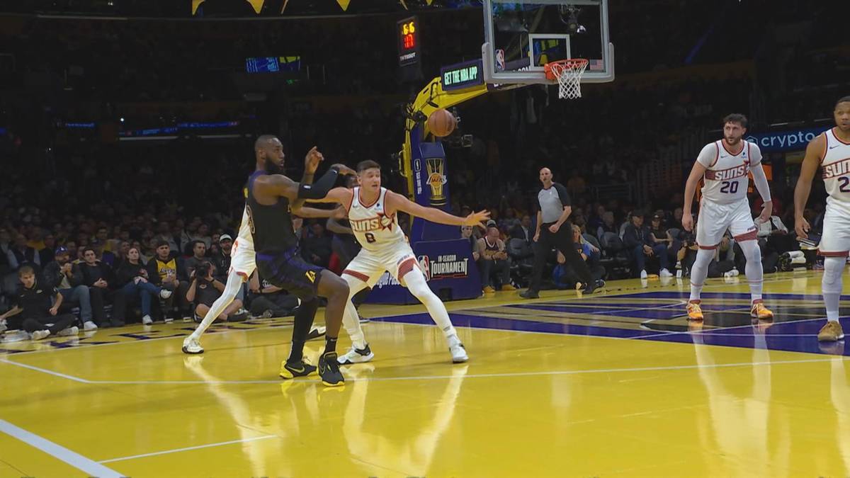 Hier glänzt LeBron mit sensationellem No-Look-Pass