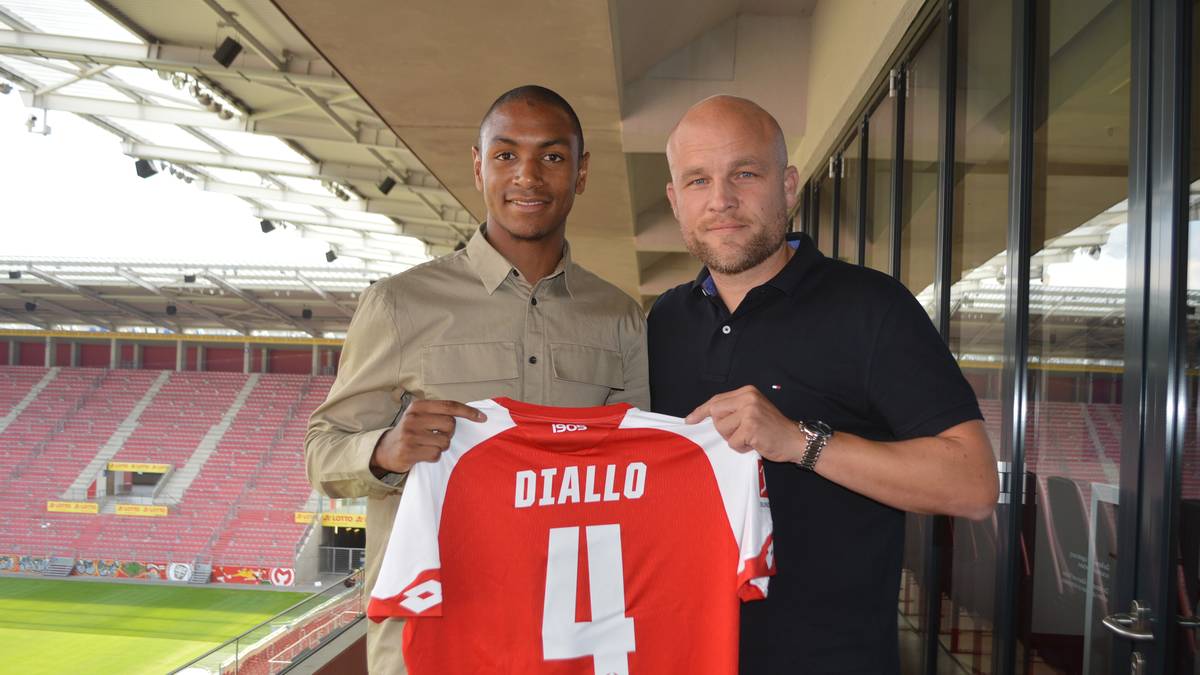 ZUGÄNGE:  Abdou Diallo (AS Monaco/5 Millionen), Alexandru Maxim (VfB Stuttgart/3 Millionen), Rene Adler (Hamburger SV/ablösefrei), Viktor Fischer (FC Middlesbrough/3 Millionen), Kenan Kodro (CA Osasuna/1,75 Millionen), Florian Müller (eigene Jugend), Todor Nedelew (Botew Plowdiw), José Rodríguez (FC Málaga), Robin Zentner (Holstein Kiel)