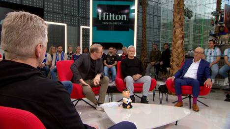 Die Runde im SPORT1 Doppelpass diskutiert über den Nachfolger von Trainer Dino Toppmöller bei Eintracht Frankfurt. Neben Marco Rose, Xabi Alonso und Roger Schmidt fällt auch ein überraschender Name: Sandro Wagner.