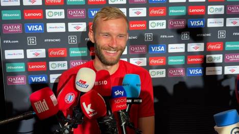 Die Boca Juniors sind bekannt für eine harte Gangart auf dem Platz. Auch was den Trashtalk angeht, konnte Konrad Laimer wohl gut mithalten.