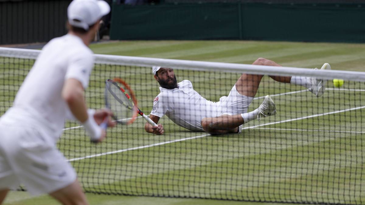 Der Lokalmatador zwingt den Franzosen Benoit Paire in die Knie