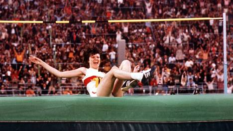 Ulrike Meyfarth springt bei den Olympischen Spielen 1972 in München als 16-Jährige sensationell zu Gold