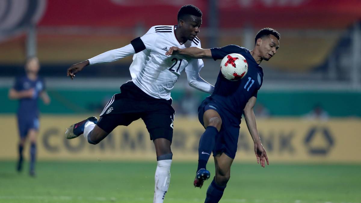 GIDEON JUNG (Nr. 6, Hamburger SV) - 1/0