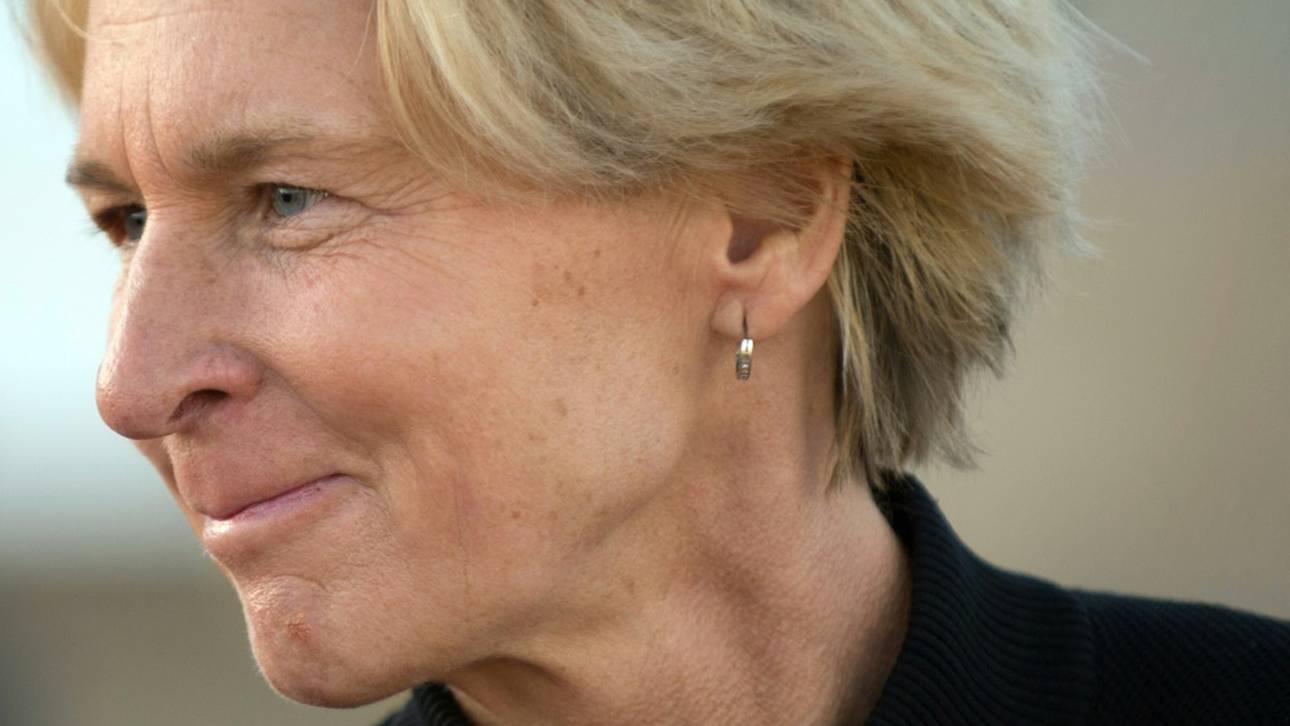 Voss-Tecklenburg hofft auf mehr Frauen im Männerfußball