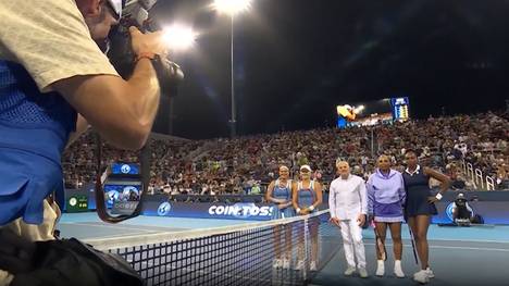 Nach vier Jahren feiern Serena und Venus Williams ihr gemeinsames Doppel-Comeback auf der WTA-Tour. Doch die Rückkehr des erfolgreichsten Geschwisterpaares der Tennisgeschichte ist von Höhen und Tiefen geprägt.