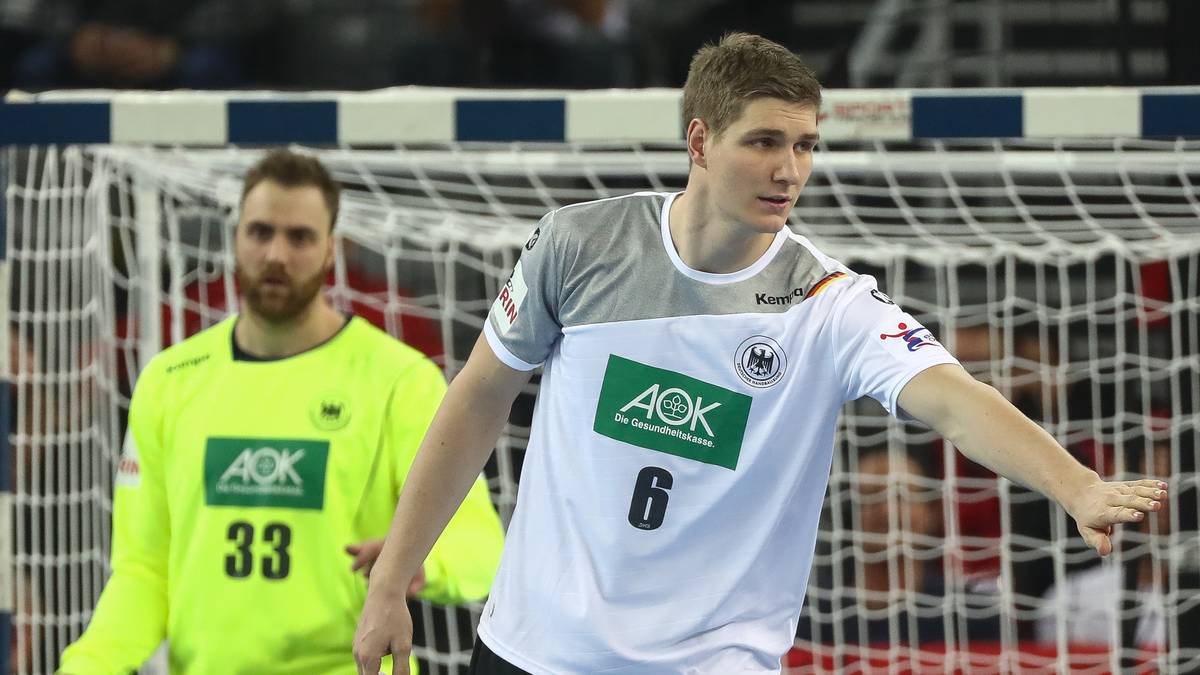 Schon nach zwei Spielen reagierte Prokop auf die Defensiv-Probleme im deutschen Spiel und nominierte Europameister Finn Lemke von der MT Melsungen nach