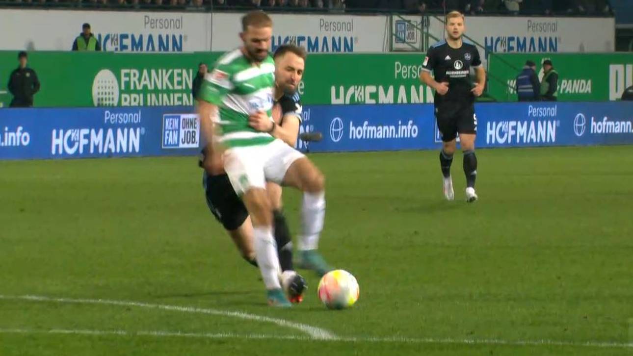 Knifflige Szene beim Frankenderby