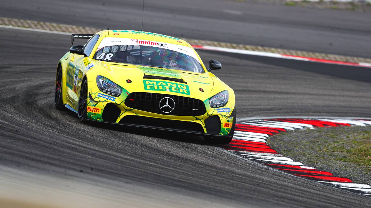 Mercedes siegt nach Rennabbruch